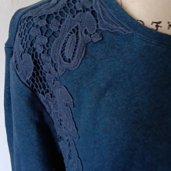 Sweater - Picture 2 of 3